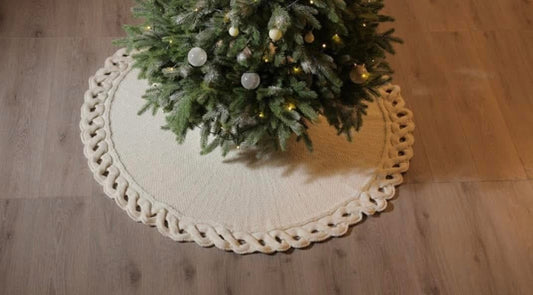 Ivory Loop Tree Skirt